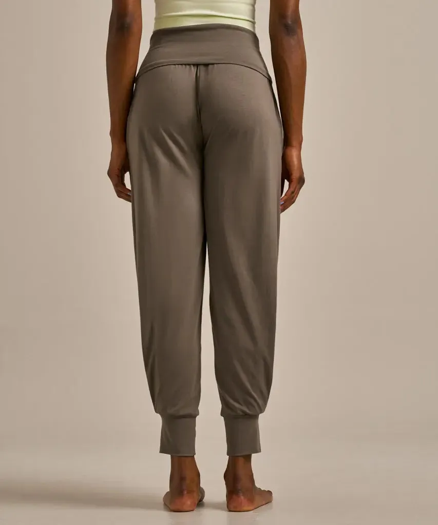 Dark Moss Horizon Cuffed Bamboo Yoga Pants