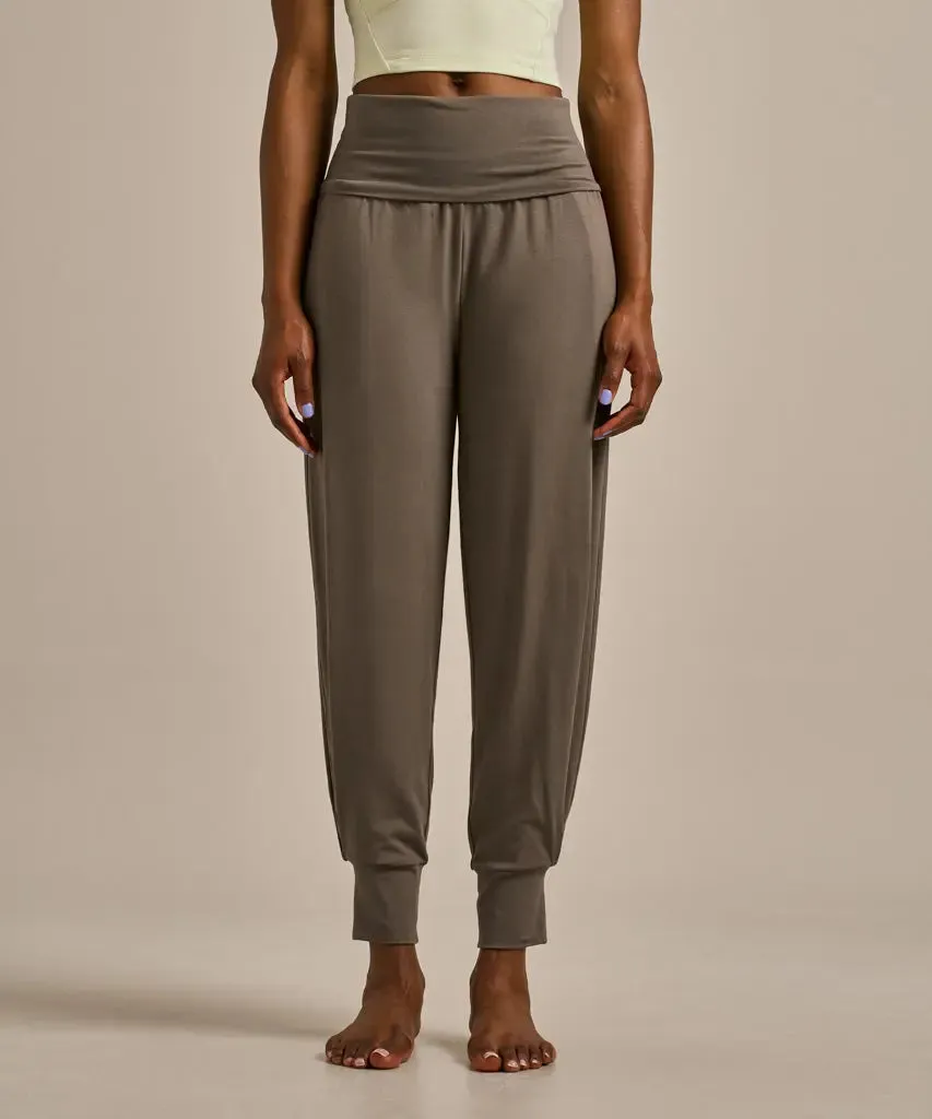 Dark Moss Horizon Cuffed Bamboo Yoga Pants