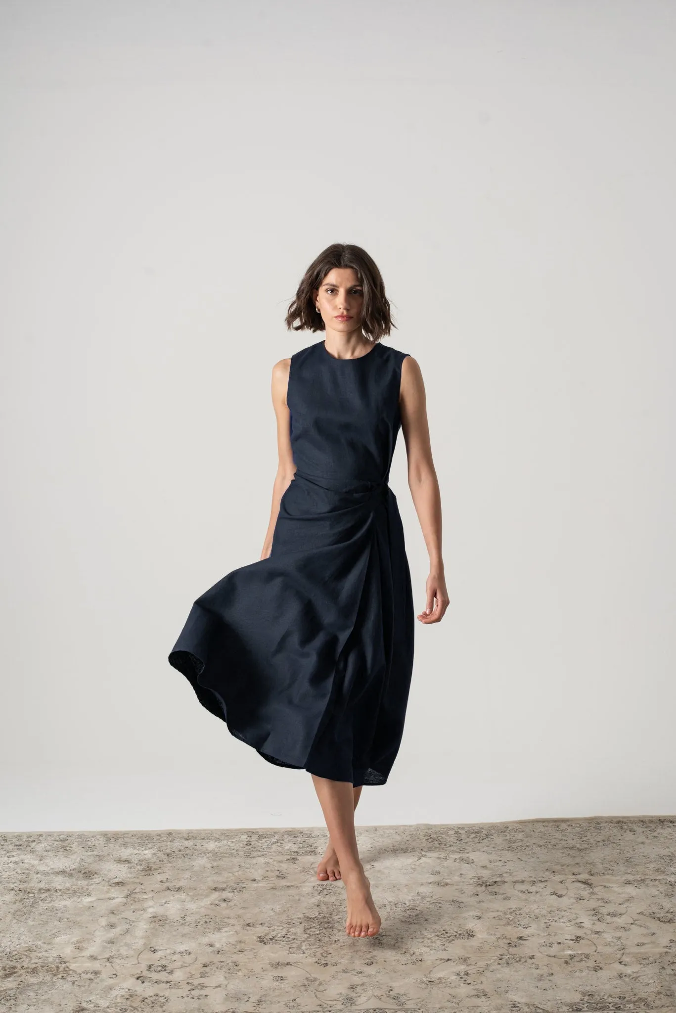 Eda Linen Midi Wrap Dress Navy