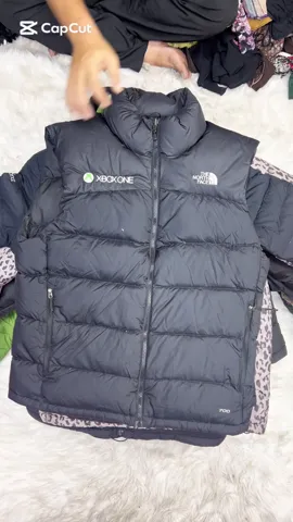 The North Face 700 Puffer Jackets - 15 Pieces ( GV-209 )