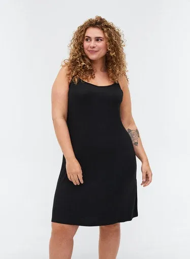 Zizzi Slip Dress in Black